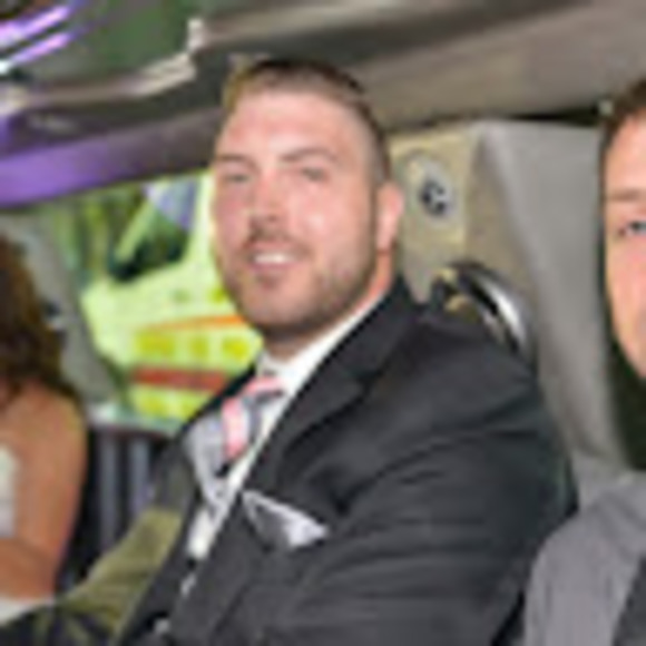 Profile Picture of Blake Templeton (@blaketemplet975) on Poshmark