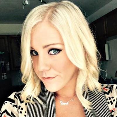 Profile Picture of Lindsay Keller (@lindsaykeller89) on Twitter
