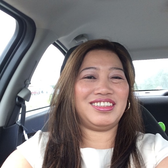 Profile Picture of Elvie Bongcasan (@dumaguite) on Poshmark