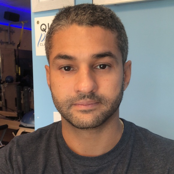 Profile Picture of Felipe Souza (@fwance) on Poshmark