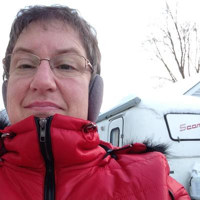 Profile Picture of Nancy Gibbons (@mannytch1) on Twitter