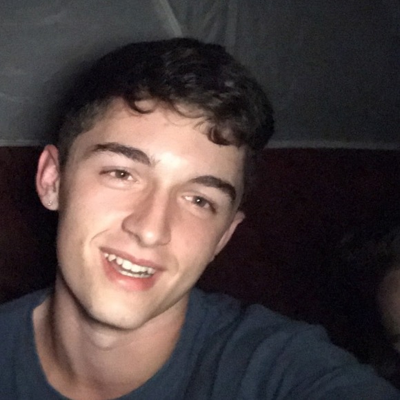 Profile Picture of Jonathan Garrett (@jongarrett1020) on Poshmark