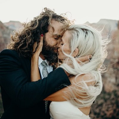 Profile Picture of Crystal Escobar (@Wannabebalanced) on Twitter