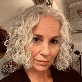 Profile Picture of Kelly Hawkins (@kellydaydream) on Pinterest