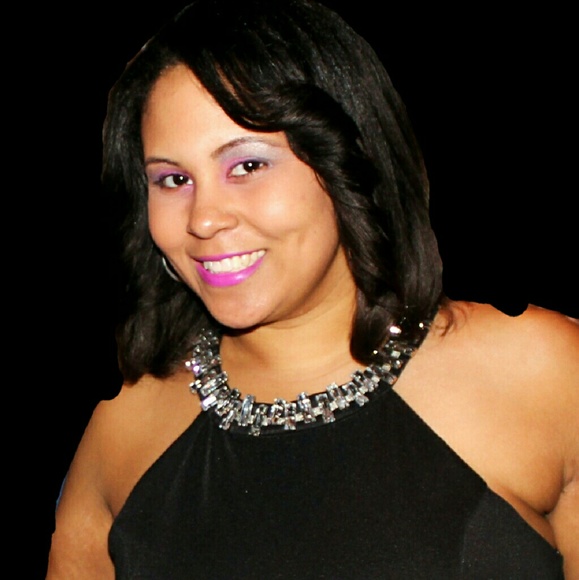 Profile Picture of Kiara Keller (@rosechanel) on Poshmark