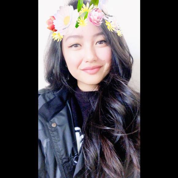 Profile Picture of Jasmine Lin (@jasminelin2) on Poshmark