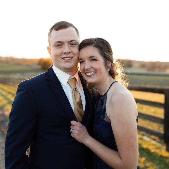Profile Picture of Nancy Cottrell (@foreverblueeeee) on Poshmark