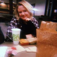 Profile Picture of Samantha Stender (@samanthastender) on Pinterest