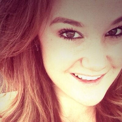 Profile Picture of Mandy Holcomb (@DizzEggroll) on Twitter