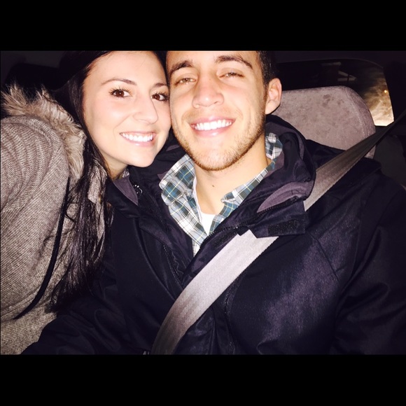 Profile Picture of Rachel Petrozzi (@rachpetroz9) on Poshmark