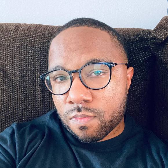 Profile Picture of Michael Wilder (@mwilder811) on Poshmark