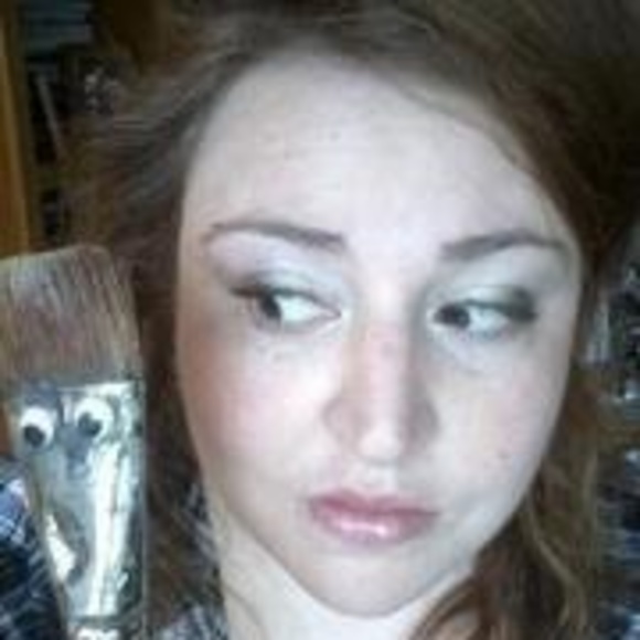 Profile Picture of Lorelei Brown (@woen) on Poshmark