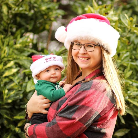 Profile Picture of Angelica Martz (@angelicam03) on Poshmark