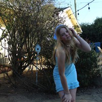 Profile Picture of Tina Leet (@tina-leet) on Quora