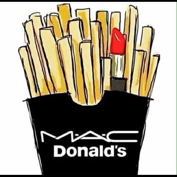 Profile Picture of Jada Thomas (@skinsphan14) on Poshmark