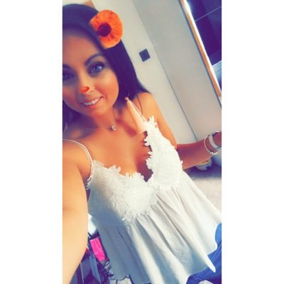 Chloe Marks - Twitter Profile Picture of Chloe Marks (@chloeemarks) on Twitter