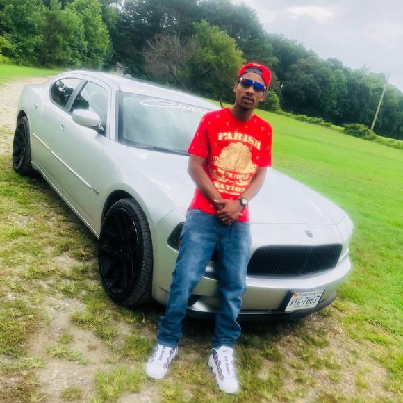 Profile Picture of Leon Wright (@leonwright754) on Poshmark