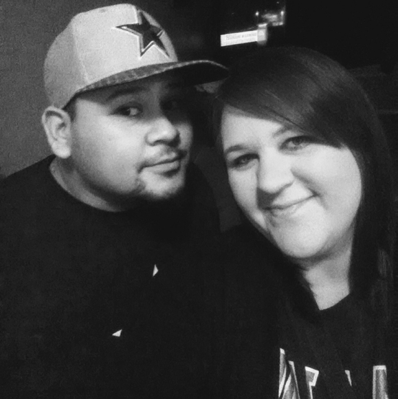 Profile Picture of Ector Lopez (@lopezector) on Poshmark