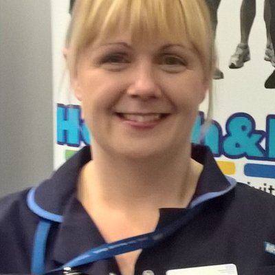 Profile Picture of Tracey Moss (nee King)  💙 (@nursetracey2) on Twitter