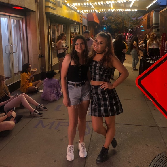 Profile Picture of Emily Jurgenson (@emilyjurg) on Poshmark