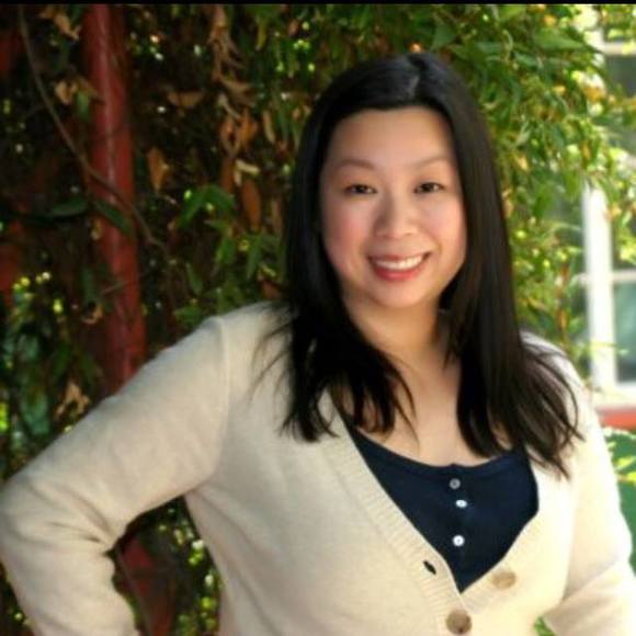 Profile Picture of Alice Chiu (@alicechiu) on Poshmark