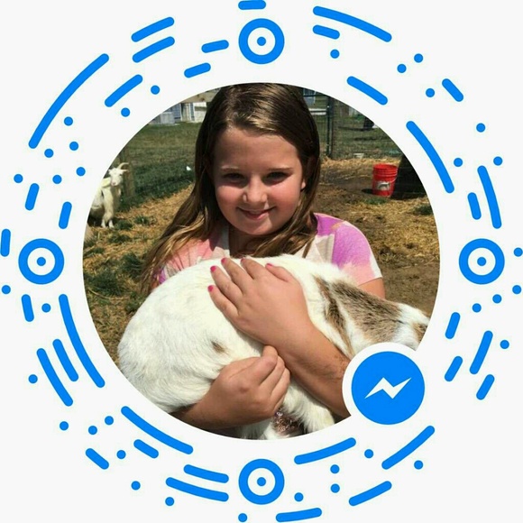 Profile Picture of Jeana Bandow (@jeana_bandow) on Poshmark