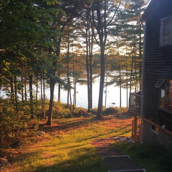 Profile Picture of Olivia Watson (@owatson966) on Poshmark