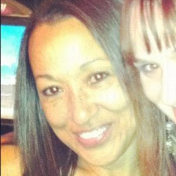 Profile Picture of Joanna Lester (@joey1) on Poshmark