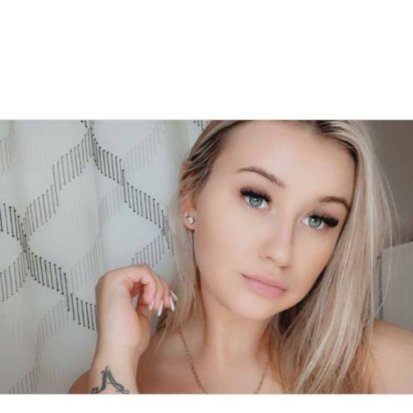 Monika Sztaba - Poshmark Profile Picture of Monika Sztaba (@monisiaaa393) on Poshmark