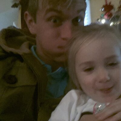 Profile Picture of Aaron Matthew Pharr (@pharr_in_09) on Twitter