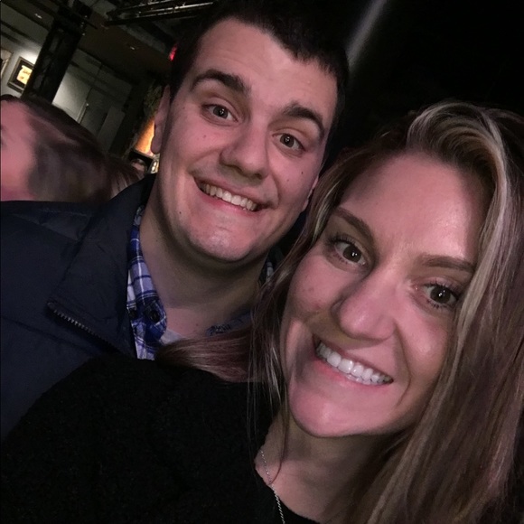 Andrew Kulesh - Poshmark Profile Picture of Andrew Kulesh (@andrewkulesh211) on Poshmark