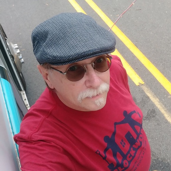 Profile Picture of Randy Cummings (@rimskyvon) on Poshmark