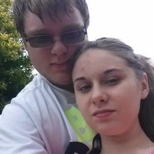 Profile Picture of Autumn Horton (@autumhorton) on Twitter