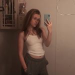 Profile Picture of old acc (@haileyy.petersonn) on Instagram