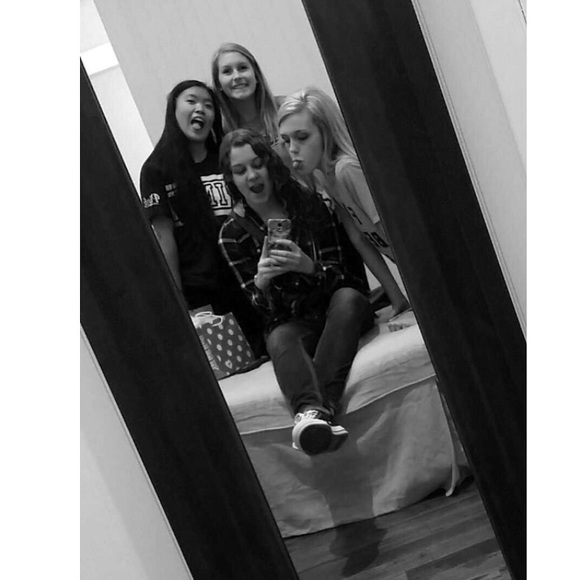 Profile Picture of Katelynn Dolan (@kjddolan) on Poshmark