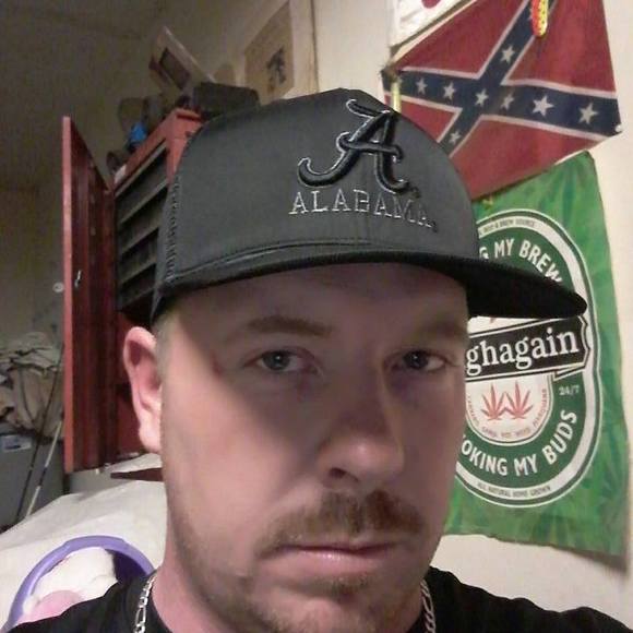 Profile Picture of John Allen (@autumnrose0585) on Poshmark