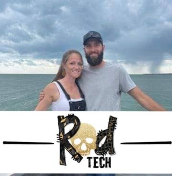 Profile Picture of Rebekah Scherf (@raerb44) on Poshmark