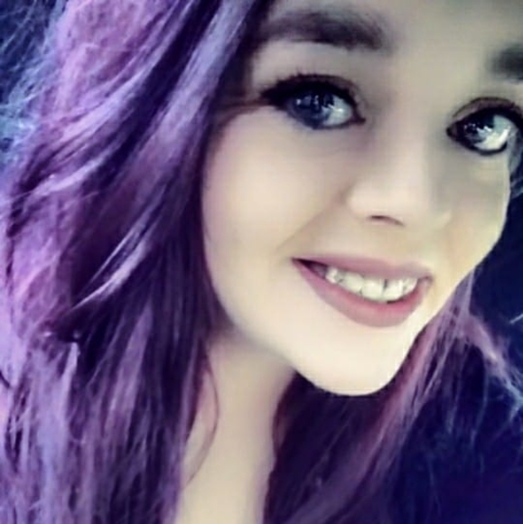 Profile Picture of Danyelle Tilman (@xodanyellerenea) on Poshmark