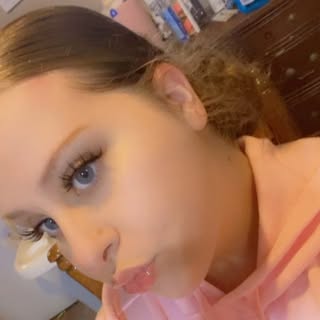 Profile Picture of Lilly💰🦋 (@_lillian_allshouse_) on Instagram