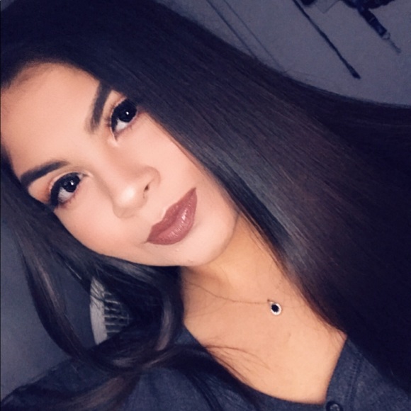 Profile Picture of Karen Casillas (@karencasillas74) on Poshmark