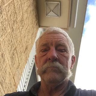 Profile Picture of Geoff Robb (@geoff.robb.73) on Facebook