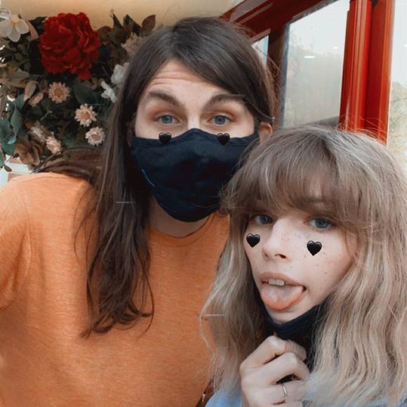 Profile Picture of Ashlee Kimball (@ashmuncherr) on Poshmark