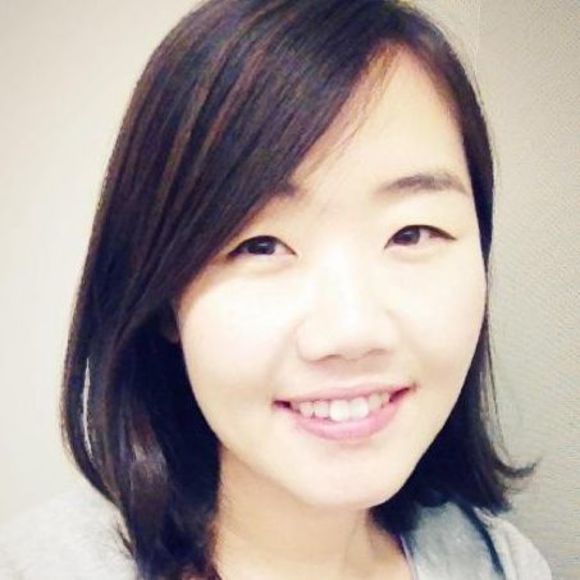 Profile Picture of Minju Kim (@minjukim22) on Poshmark