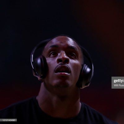 Profile Picture of Deshon Taylor  🏀 (@DTSavage_2) on Twitter