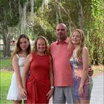 Profile Picture of Kim Honeycutt (@kimhoneycuttatxrealtor) on Instagram