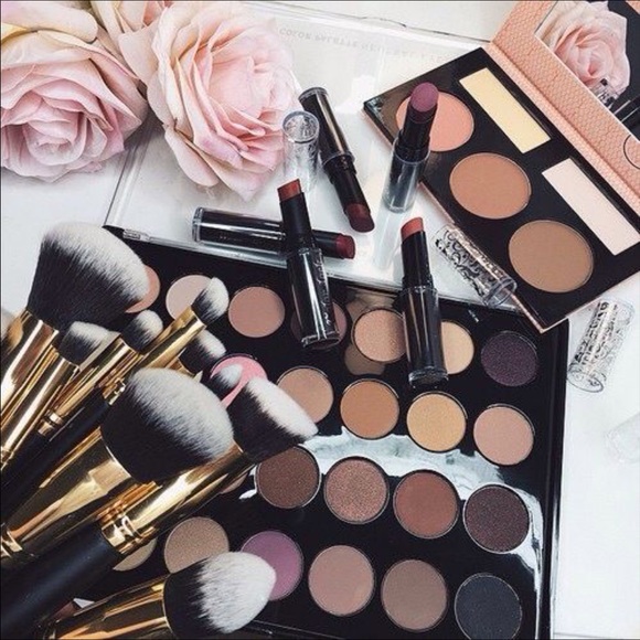 Profile Picture of Mariela Quintero (@makeupbymari) on Poshmark