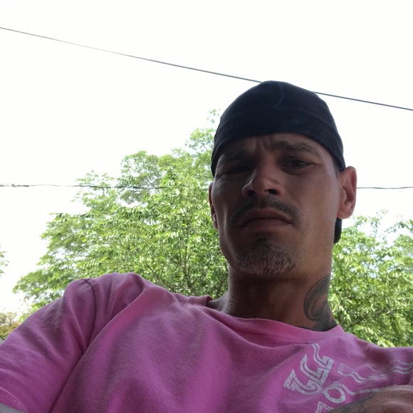 Profile Picture of Terry Jones (@terry81584) on Poshmark