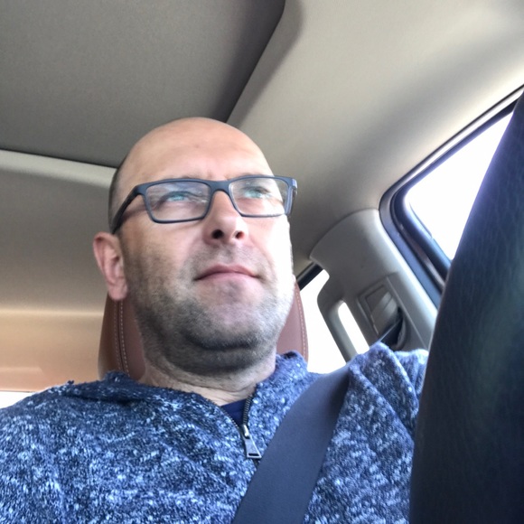 Profile Picture of Piotr Jedynak (@karola741) on Poshmark