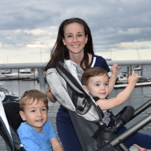 Profile Picture of Sonia Barron (@soniabarron1328) on Poshmark