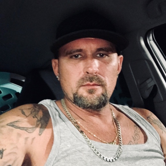 Profile Picture of Luke Magee (@luke_magee) on Poshmark